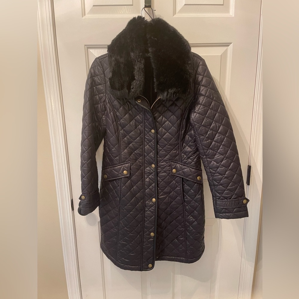 Lauren black quilted coat with tie, and fur collar